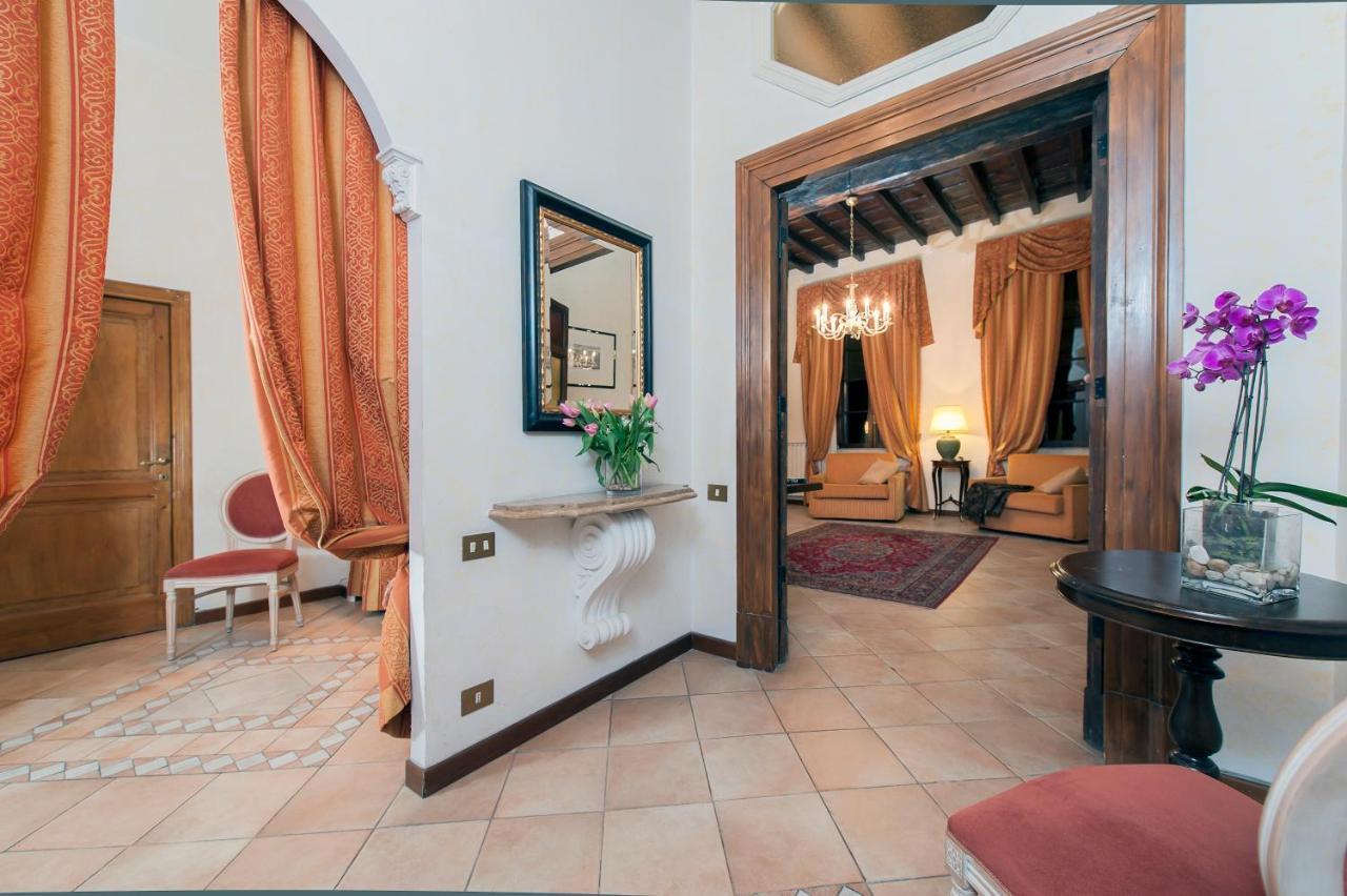 La Residenza Del Sole Al Pantheon Bed and Breakfast Ρώμη Εξωτερικό φωτογραφία