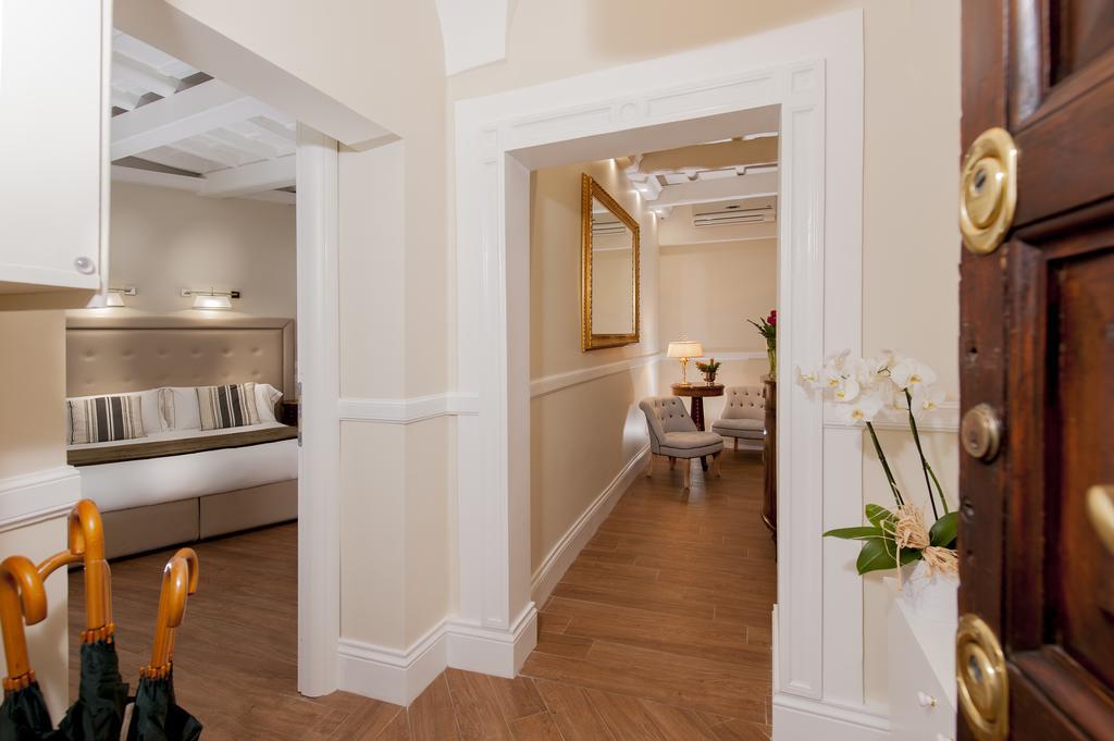 La Residenza Del Sole Al Pantheon Bed and Breakfast Ρώμη Εξωτερικό φωτογραφία
